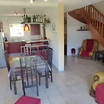 Le Brigantin, Mitoyenne De 68m2 Avec Terrasse, Jardinet Et Petit Garage * קפברטון