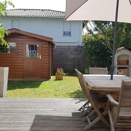 Le Brigantin, Mitoyenne De 68m2 Avec Terrasse, Jardinet Et Petit Garage * Capbreton